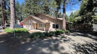 31686 Luring Pines Cir, Big Bear, CA 92314