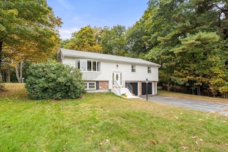 36 Depot Rd, Templeton, MA 01468