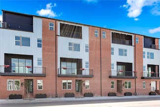 215 Carroll St, Fort Worth, TX 76107