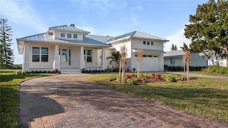 437 S Peninsula Ave, New Smyrna Beach, FL 32169