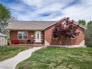 238 N Seminary St, Collinsville, IL 62234