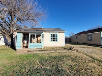 1923 Old Windthorst Rd, Wichita Falls, TX 76301