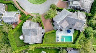 15 Gingy Ln, Nantucket, MA 02554