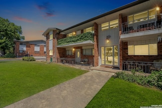 201 W Silver Sands Dr Unit 4, San Antonio, TX 78216