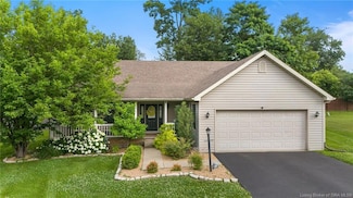 1963 Wolf Trails Dr, Madison, IN 47250