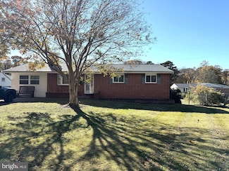 602 Eliot Rd, Pasadena, MD 21122