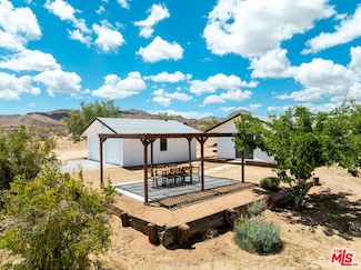 2677 Comer Ln, Landers, CA 92285