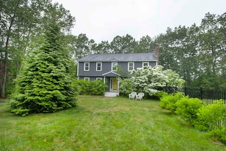 6 Maryann Ln, MerriMacK, NH 03054