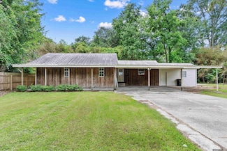 429 E Caldwell St, Gonzales, LA 70737
