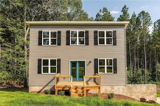 1139 Old House Rd, Walhalla, SC 29691
