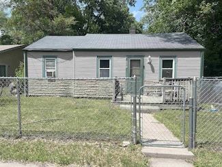 3541 Blackstone Ave, Rockford, IL 61101