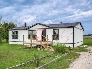220 Split Rail Cir, Ponder, TX 76259