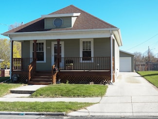 1021 Manila St, Manitowoc, WI 54220
