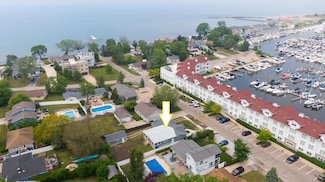 340 N Berrien St, New Buffalo, MI 49117