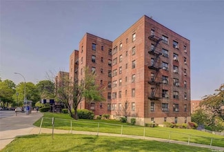 26-10 Union St Unit 5f, Flushing, NY 11354