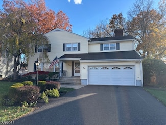 34 Steele Ave, Somerville, NJ 08876