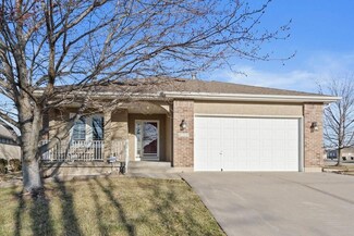 4768 SW Leafwing Dr, Lees Summit, MO 64082