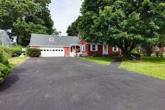 1145 Gardners Neck Rd, Swansea, MA 02777