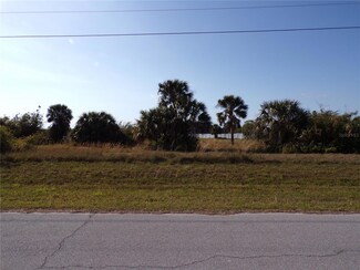 147 Spring Dr, Rotonda West, FL 33947