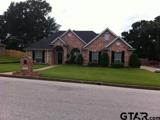 217 Macarthur St, Tyler, TX 75704
