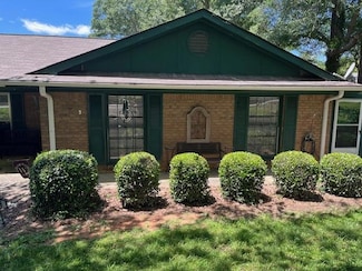 138 Manning Rd SW, Marietta, GA 30064