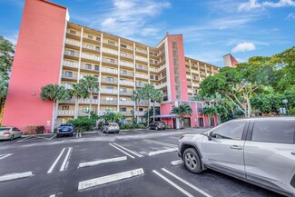 2202 S Cypress Bend Dr Unit 904, Pompano Beach, FL 33069