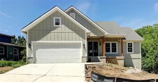220 Rock Bridge Pkwy, Excelsior Springs, MO 64024