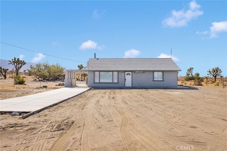 11076 Wagon Train Rd, Pinon Hills, CA 92372