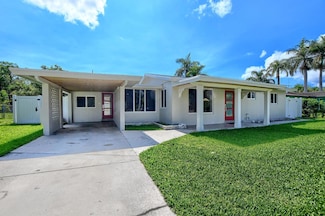126 NW 3rd Ct, Boca Raton, FL 33432
