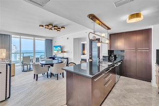 4391 Collins Ave Unit 1706/1707, Miami Beach, FL 33140