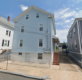 53 Tracey St Unit 2, Peabody, MA 01960