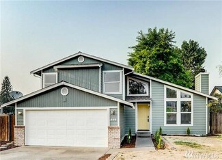 305 White River Dr, Pacific, WA 98047