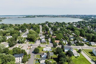 170 Ocean Ave, Portland, ME 04103