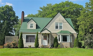 306 W Meyer Ave, New Castle, PA 16105
