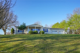 8672 Ridgeview Rd, Chandlersville, OH 43727