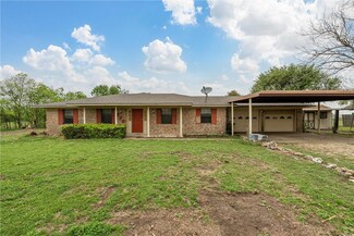 900 E Avenue A, Rosebud, TX 76570