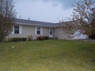 535 E Ogden St, Capron, IL 61012
