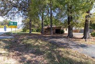 5945 Shaw Ave, Chattanooga, TN 37421