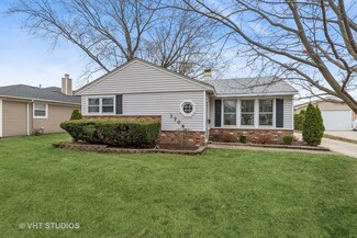 3706 Owl Dr, Rolling Meadows, IL 60008