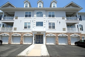 10 Cliff Rd, Woodland Park, NJ 07424