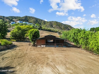 33235 Mulholland Hwy, Malibu, CA 90265