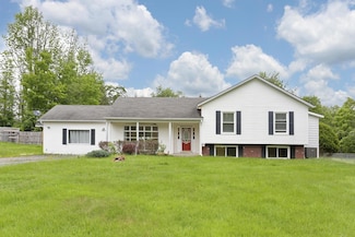 17 Harvard Square, Woodridge, NY 12789
