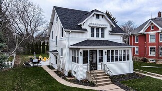 1107 2nd St, New Glarus, WI 53574