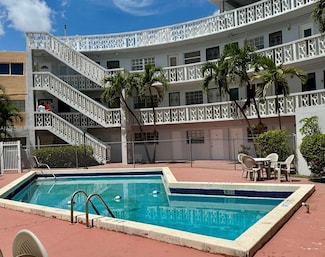 11 SW 52nd Ave Unit 6A, Coral Gables, FL 33134