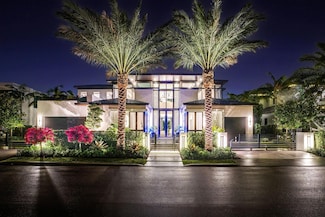 207 W Coconut Palm Rd, Boca Raton, FL 33432