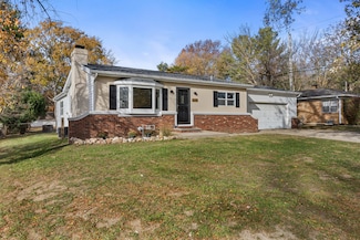 605 S Fair St, Champaign, IL 61821