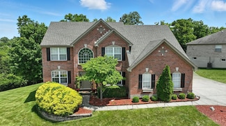 4870 Highland Oaks Dr, Cincinnati, OH 45248