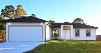 2915 28th St SW, Lehigh Acres, FL 33976