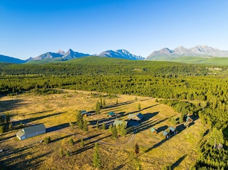 400 Kintla Ranch Rd, Polebridge, MT 59928