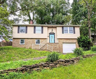 1005 Vandalia Rd, Morgantown, WV 26501